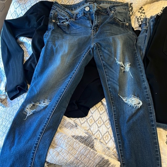 JUST USA, distressed skinny​​​​​ - Picture 2 of 5